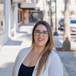 Meet your Posher, Beatrice